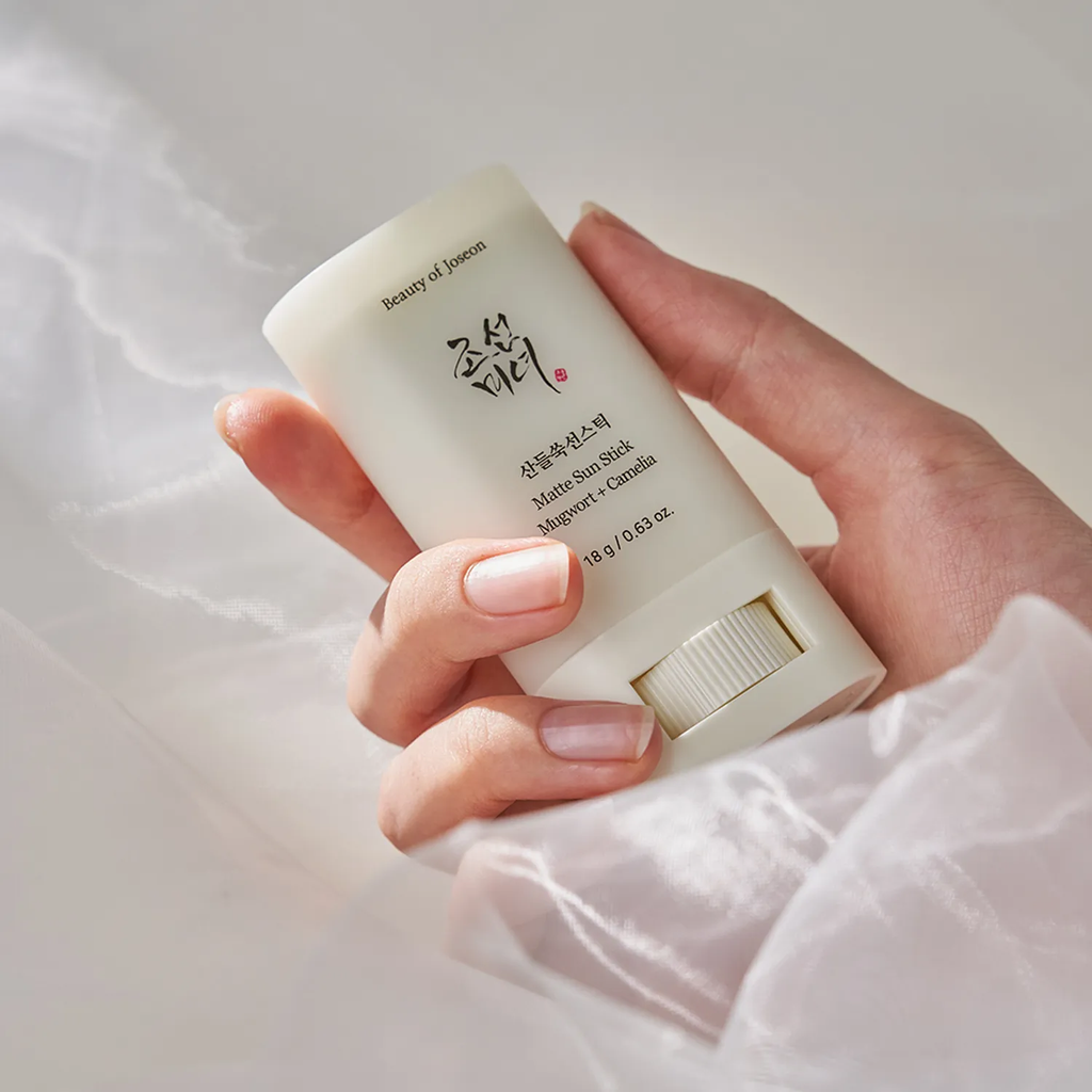 Beauty of Joseon Matte Sun Stick – Mugwort & Camellia SPF50+ PA++++ - KORELLE